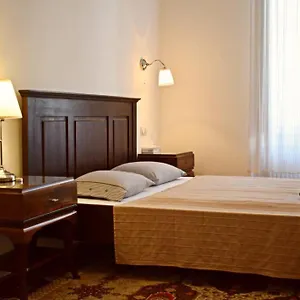 In Historical Building With Free Private Parking Budapest