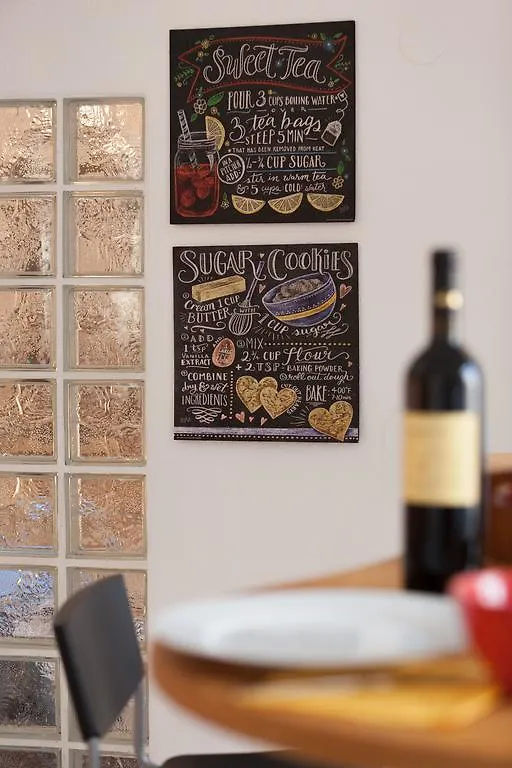 Feel At Home Apartment Budapest